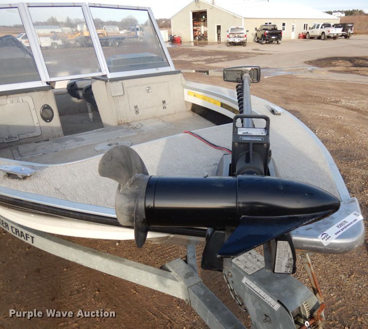 image for item IO9576 1993 Smoker Craft Pro Mag  boat