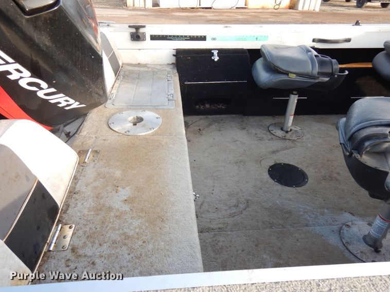 image for item IO9576 1993 Smoker Craft Pro Mag  boat