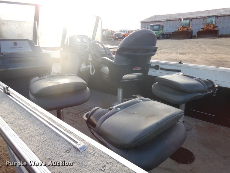 image for item IO9576 1993 Smoker Craft Pro Mag  boat