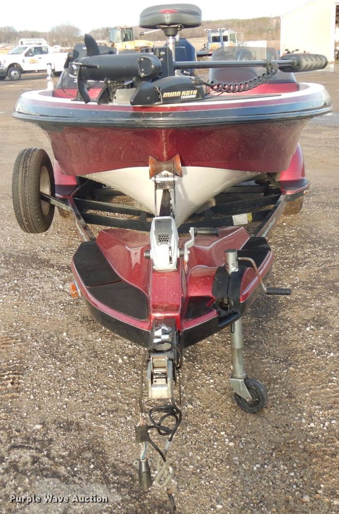 image for item IO9578 2002 Ranger 620VS  boat