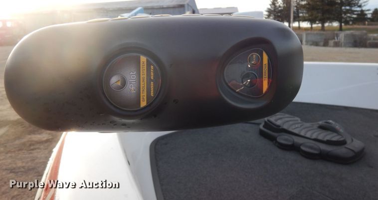 image for item IO9578 2002 Ranger 620VS  boat