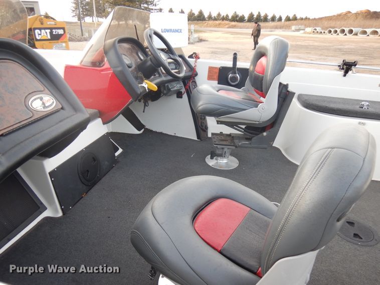 image for item IO9578 2002 Ranger 620VS  boat