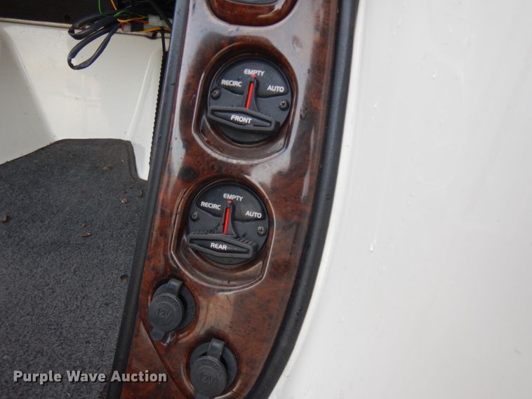 image for item IO9578 2002 Ranger 620VS  boat