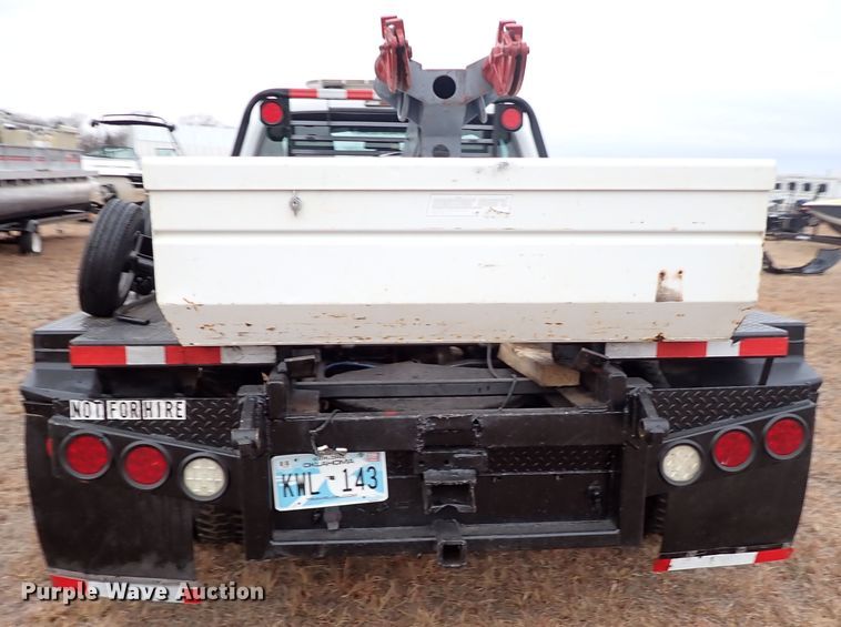 image for item IS9374 2015 Ford F350 Super Duty XL  tow truck