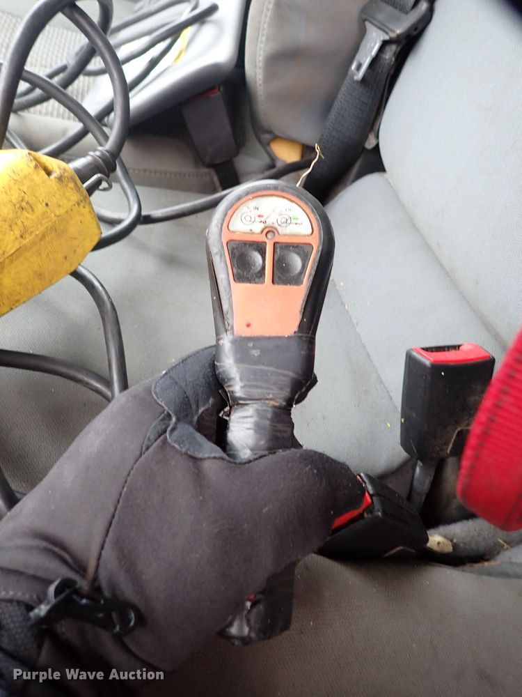 image for item IS9374 2015 Ford F350 Super Duty XL  tow truck