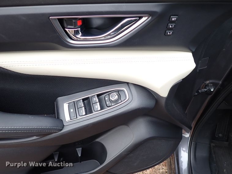 image for item IS9375 2021 Subaru Ascent Limited