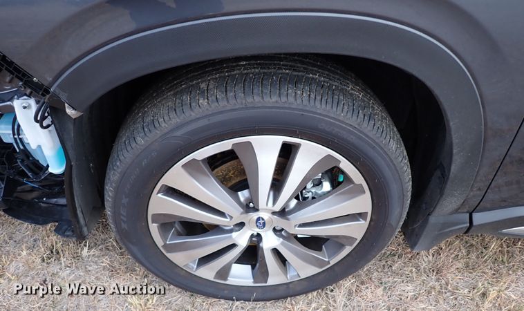 image for item IS9375 2021 Subaru Ascent Limited