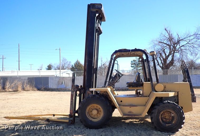 image for item IS9378 Caterpillar  forklift