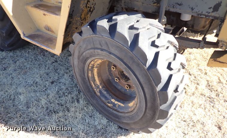 image for item IS9378 Caterpillar  forklift