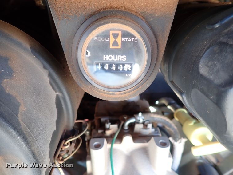 image for item IS9380 2010 Ditch Witch Zahn R300  compact utility loader