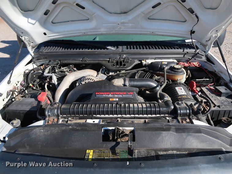 image for item IY9056 2006 Ford F550 Super Duty XL  flatbed truck