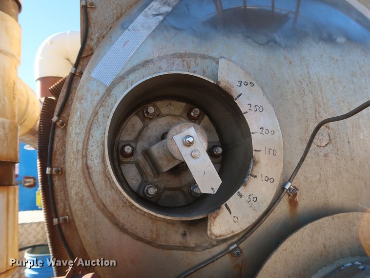 image for item IY9056 2006 Ford F550 Super Duty XL  flatbed truck