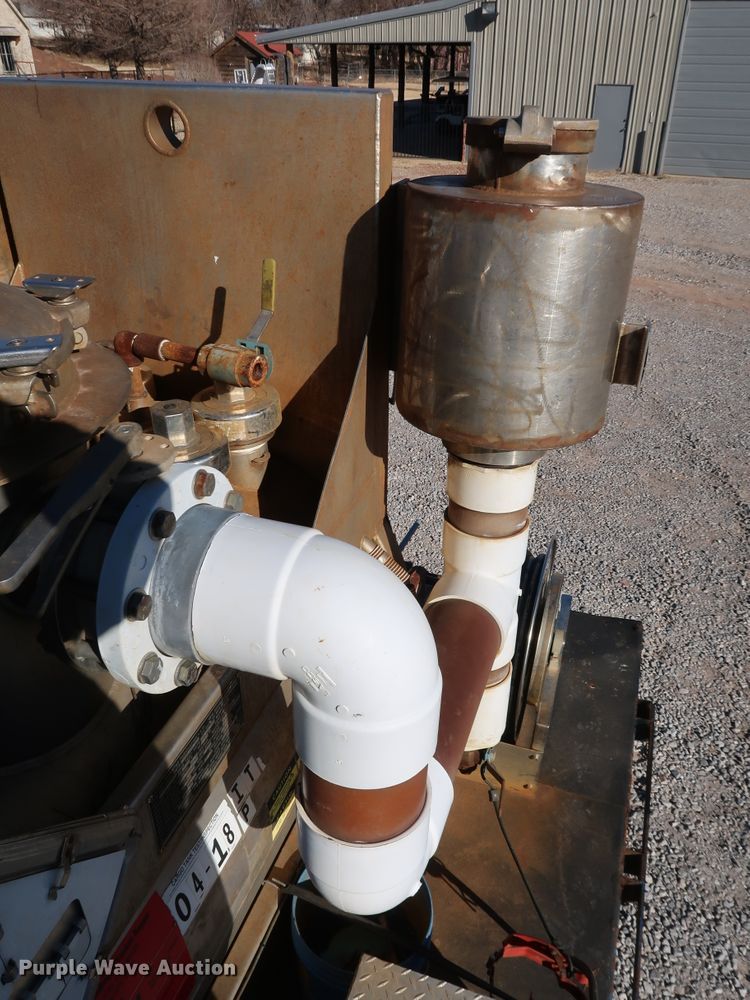 image for item IY9056 2006 Ford F550 Super Duty XL  flatbed truck