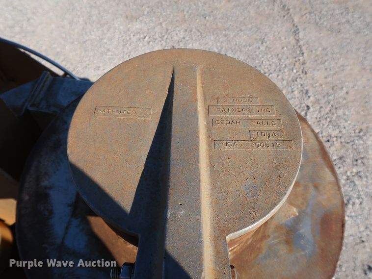 image for item IY9056 2006 Ford F550 Super Duty XL  flatbed truck