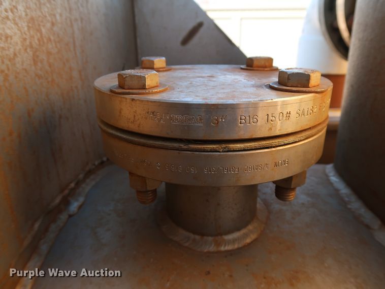 image for item IY9056 2006 Ford F550 Super Duty XL  flatbed truck