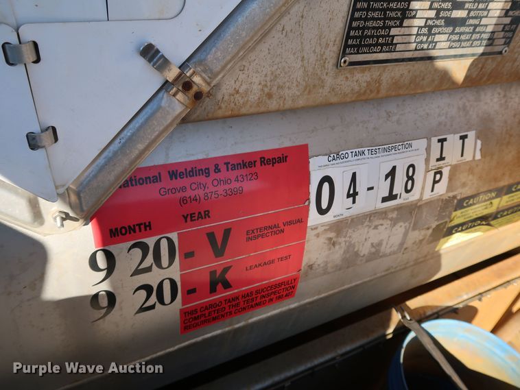 image for item IY9056 2006 Ford F550 Super Duty XL  flatbed truck