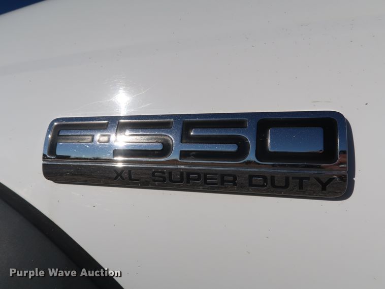 image for item IY9056 2006 Ford F550 Super Duty XL  flatbed truck