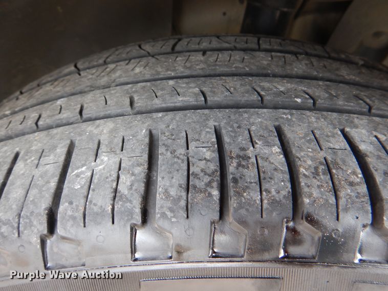 image for item JD9435 2013 Ford Explorer XLT  SUV