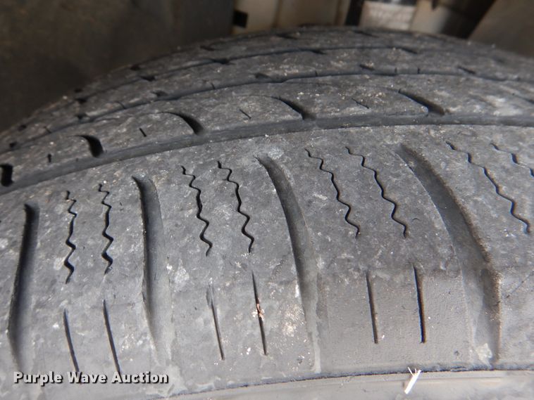 image for item JD9435 2013 Ford Explorer XLT  SUV