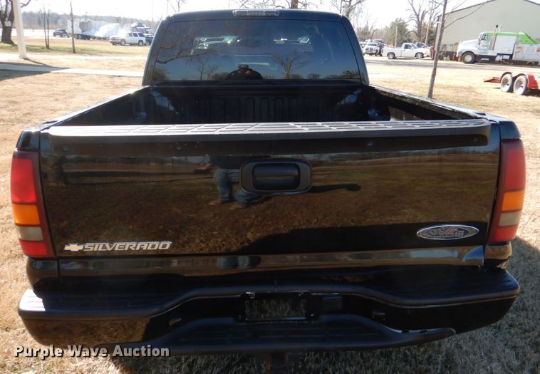 image for item JD9454 2004 Chevrolet Silverado 1500  Joe Gibbs Performance Ext. Cab pickup truck