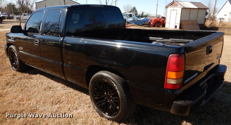 image for item JD9454 2004 Chevrolet Silverado 1500  Joe Gibbs Performance Ext. Cab pickup truck