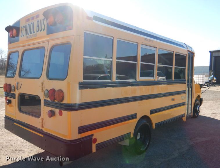image for item JD9460 2009 Chevrolet Express 3500  school bus