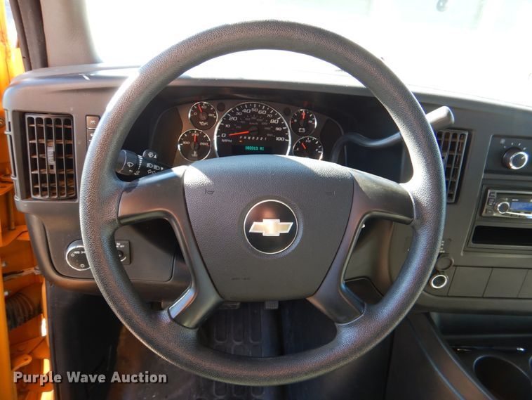 image for item JD9460 2009 Chevrolet Express 3500  school bus