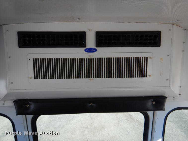 image for item JD9460 2009 Chevrolet Express 3500  school bus