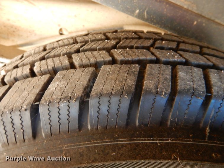 image for item JD9460 2009 Chevrolet Express 3500  school bus