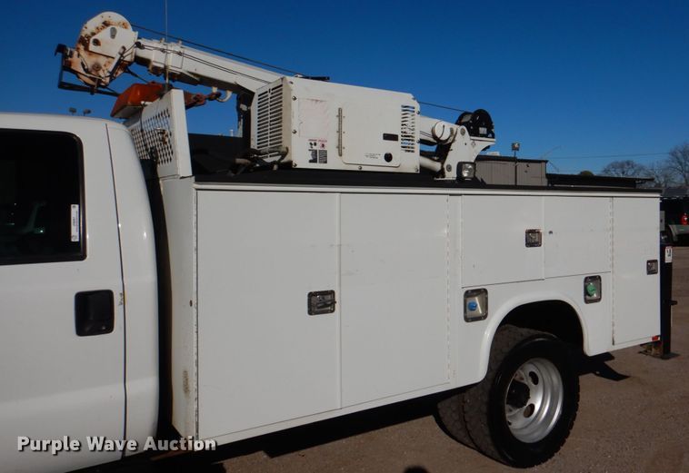 image for item JD9461 2012 Ford F550 Super Duty XL  utility / service truck