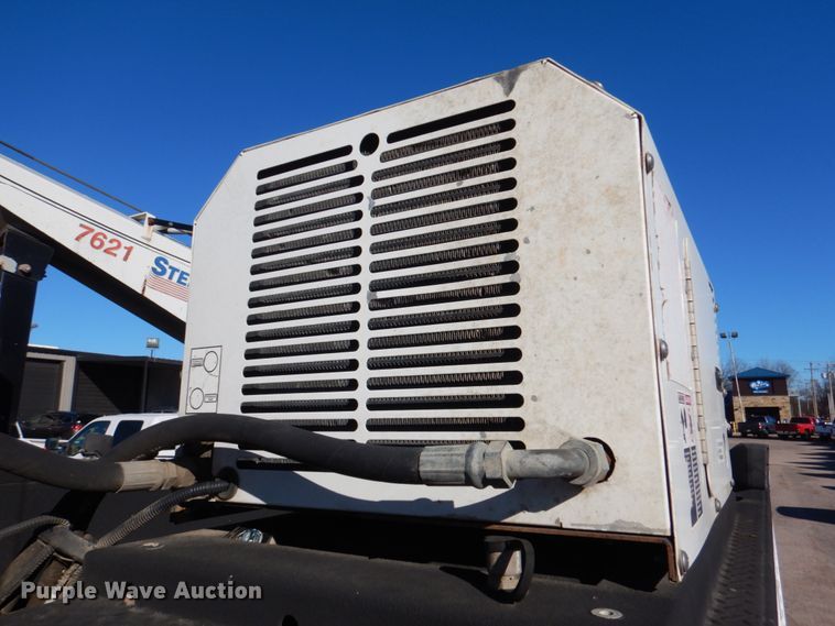 image for item JD9461 2012 Ford F550 Super Duty XL  utility / service truck