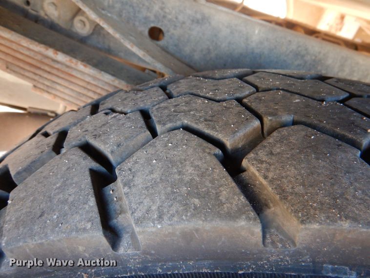 image for item JD9461 2012 Ford F550 Super Duty XL  utility / service truck