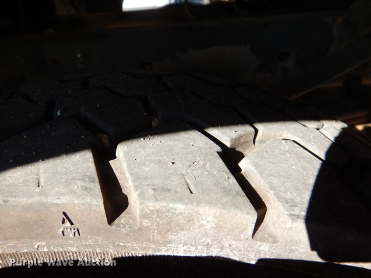 image for item JD9461 2012 Ford F550 Super Duty XL  utility / service truck