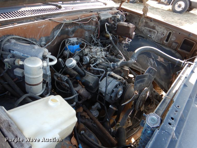 image for item JD9468 1981 Chevrolet C3500  rollback truck