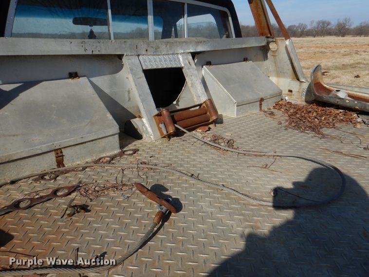 image for item JD9468 1981 Chevrolet C3500  rollback truck