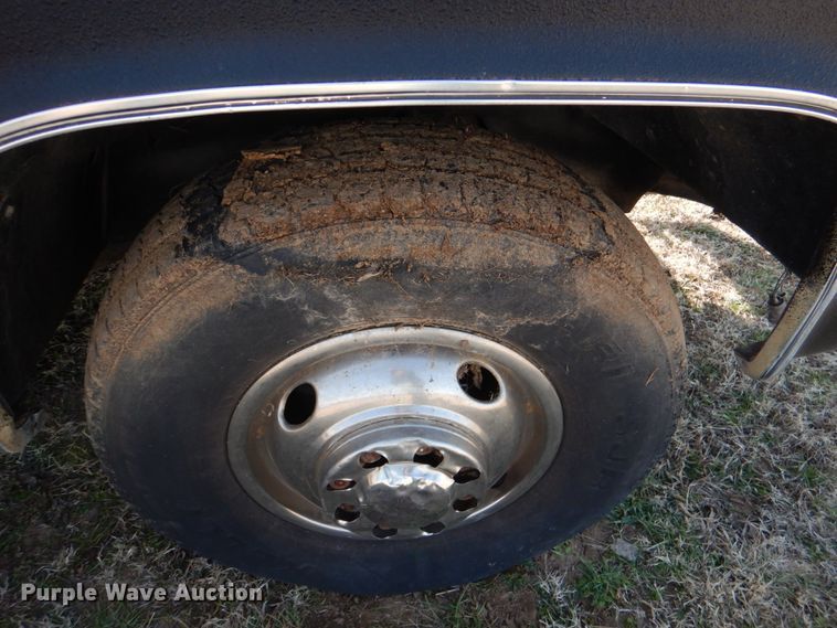 image for item JD9468 1981 Chevrolet C3500  rollback truck