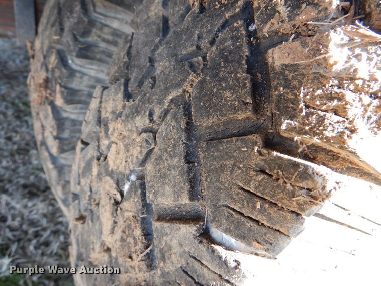 image for item JD9468 1981 Chevrolet C3500  rollback truck