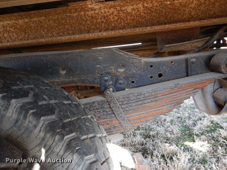 image for item JD9468 1981 Chevrolet C3500  rollback truck