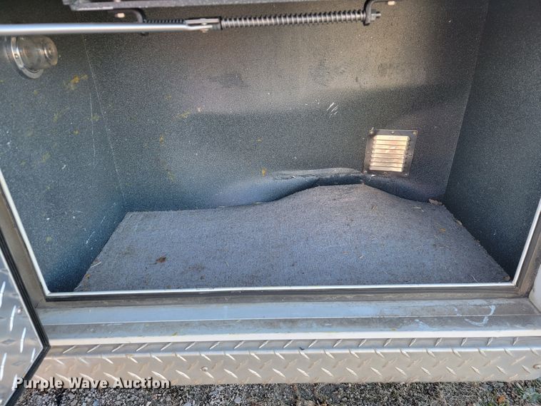 image for item JE9113 1988 Ford E350  ambulance