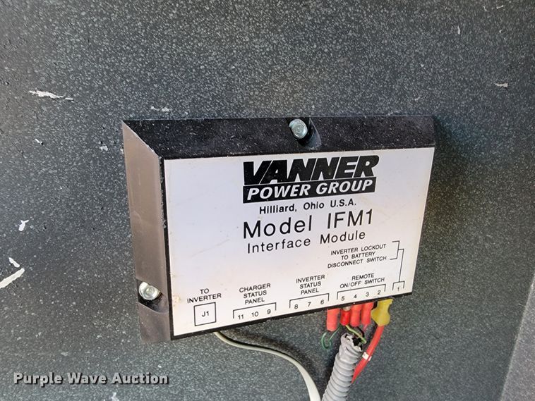 image for item JE9113 1988 Ford E350  ambulance