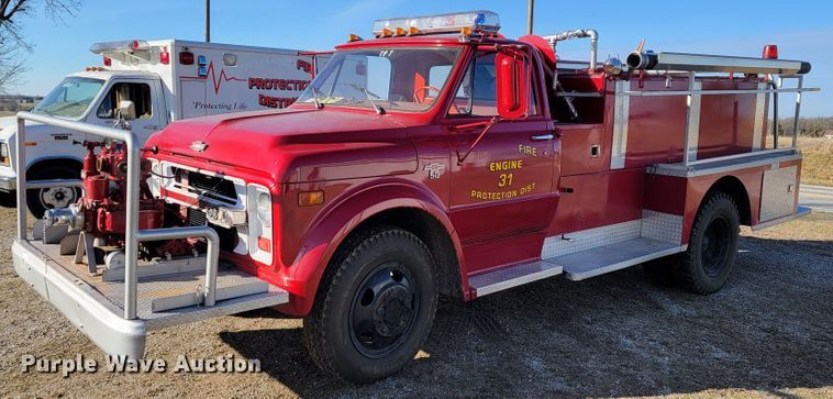 image for item JE9114 Chevrolet C50  pumper fire truck