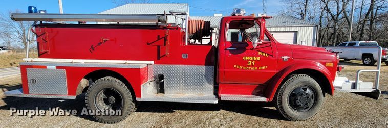 image for item JE9114 Chevrolet C50  pumper fire truck