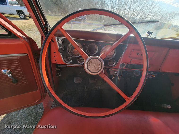 image for item JE9114 Chevrolet C50  pumper fire truck