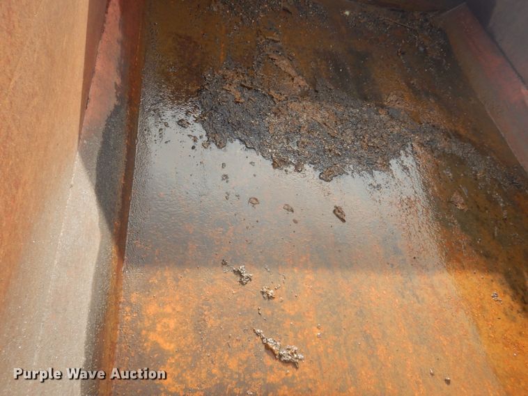 image for item JG9068 2003 International WorkStar 7400  Crew Cab dump truck