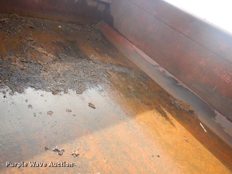 image for item JG9068 2003 International WorkStar 7400  Crew Cab dump truck