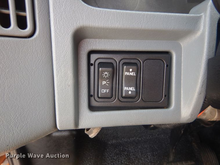 image for item JG9068 2003 International WorkStar 7400  Crew Cab dump truck