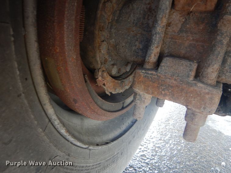 image for item JG9068 2003 International WorkStar 7400  Crew Cab dump truck