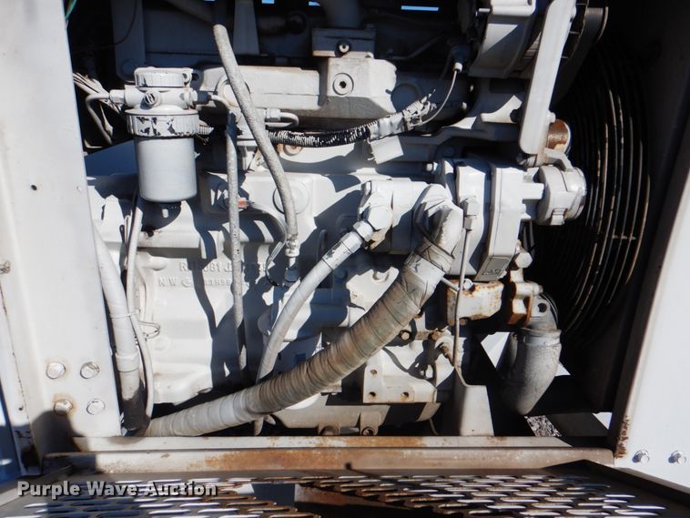 image for item JN9076 Brush Bandit 280XP  wood chipper