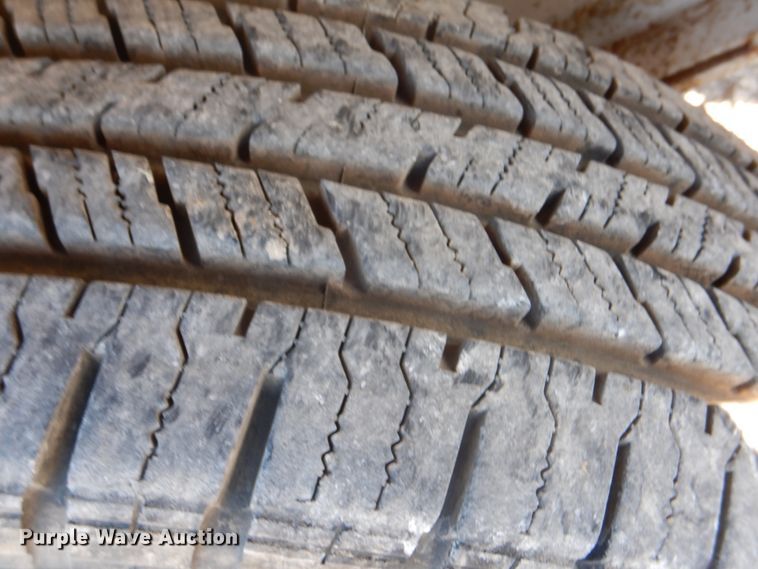 image for item JN9076 Brush Bandit 280XP  wood chipper