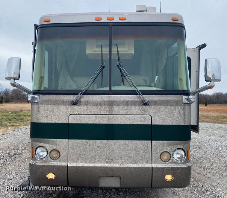 image for item JN9153 2004 Safari Cheetah  RV